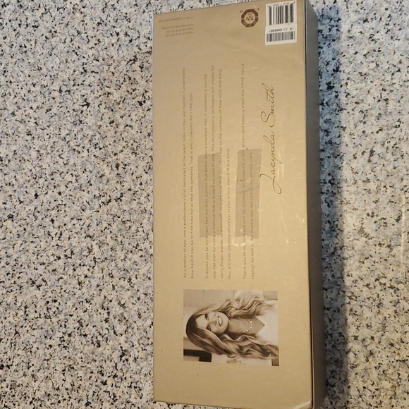 Tyme Pro Curling Iron - Picture 5 of 9